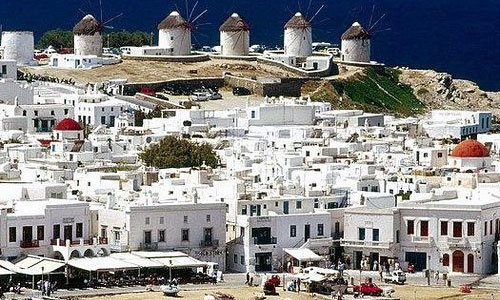 Mykonos historic alleys